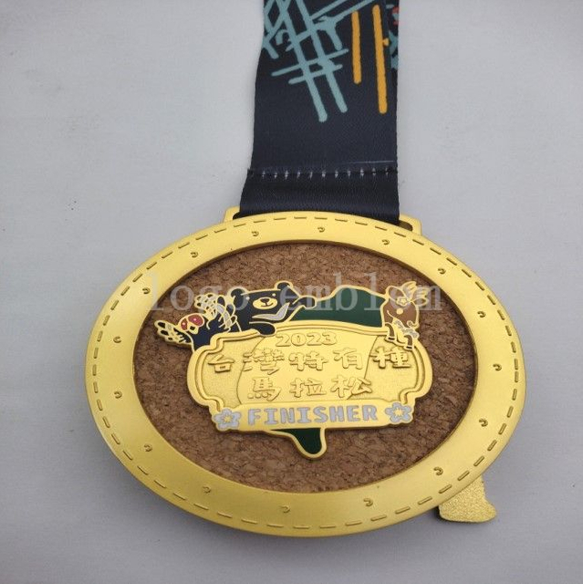 Wood Combination Medal